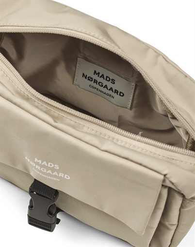 Mads Nørgaard -Tian Fae Taske - Overland Teak